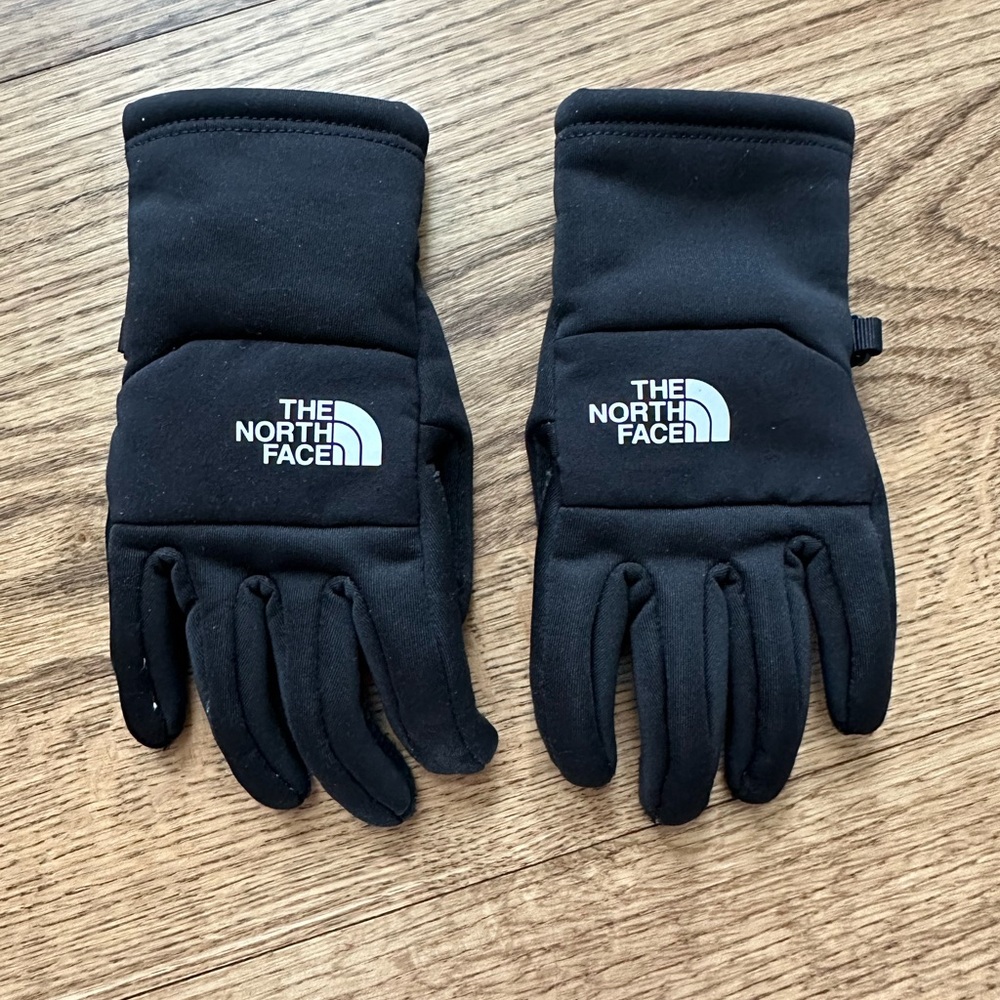 The North Face Black Sierra Gloves Youth small